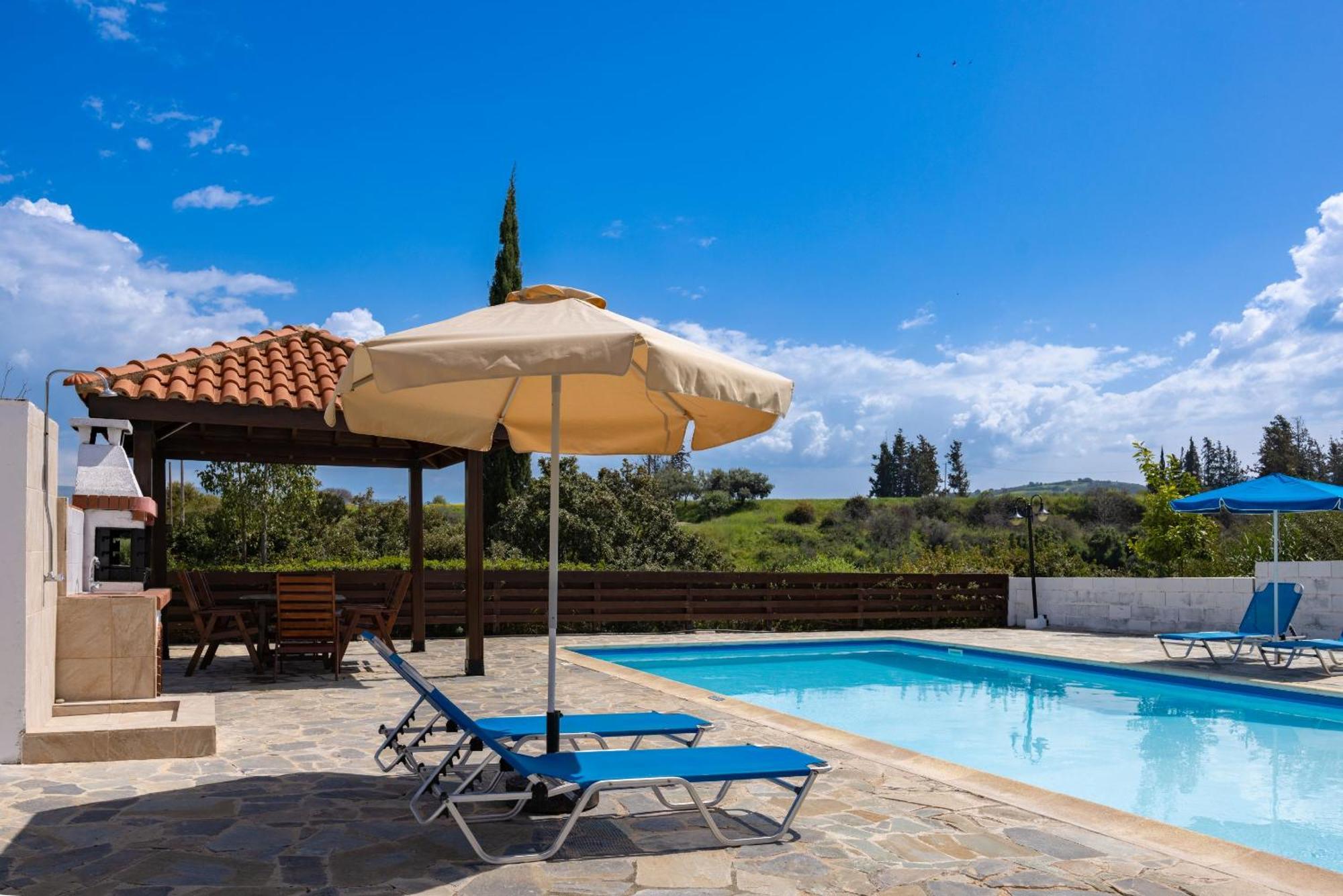 Villa Ira Finiki Lachi Esterno foto