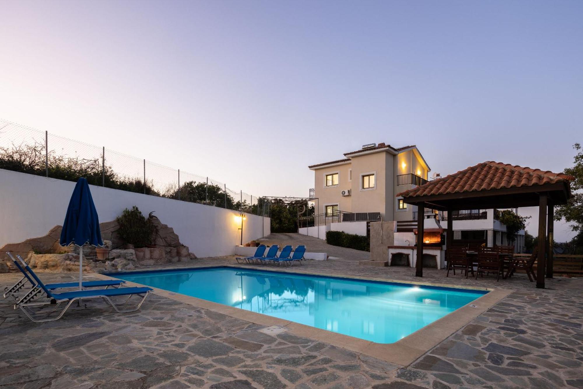 Villa Ira Finiki Lachi Esterno foto